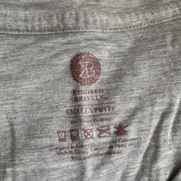 Kindred bravely everyday nursing T-Shirt lot of 2 in grey and blush - Picture 6 of 8